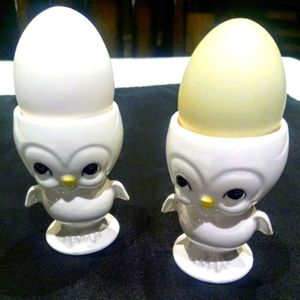 2 ceramic owl lovers' egg holders